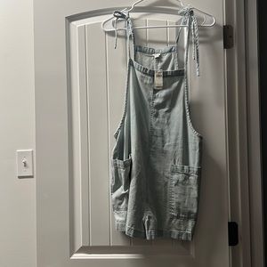 NWT Aerie romper. Size M
